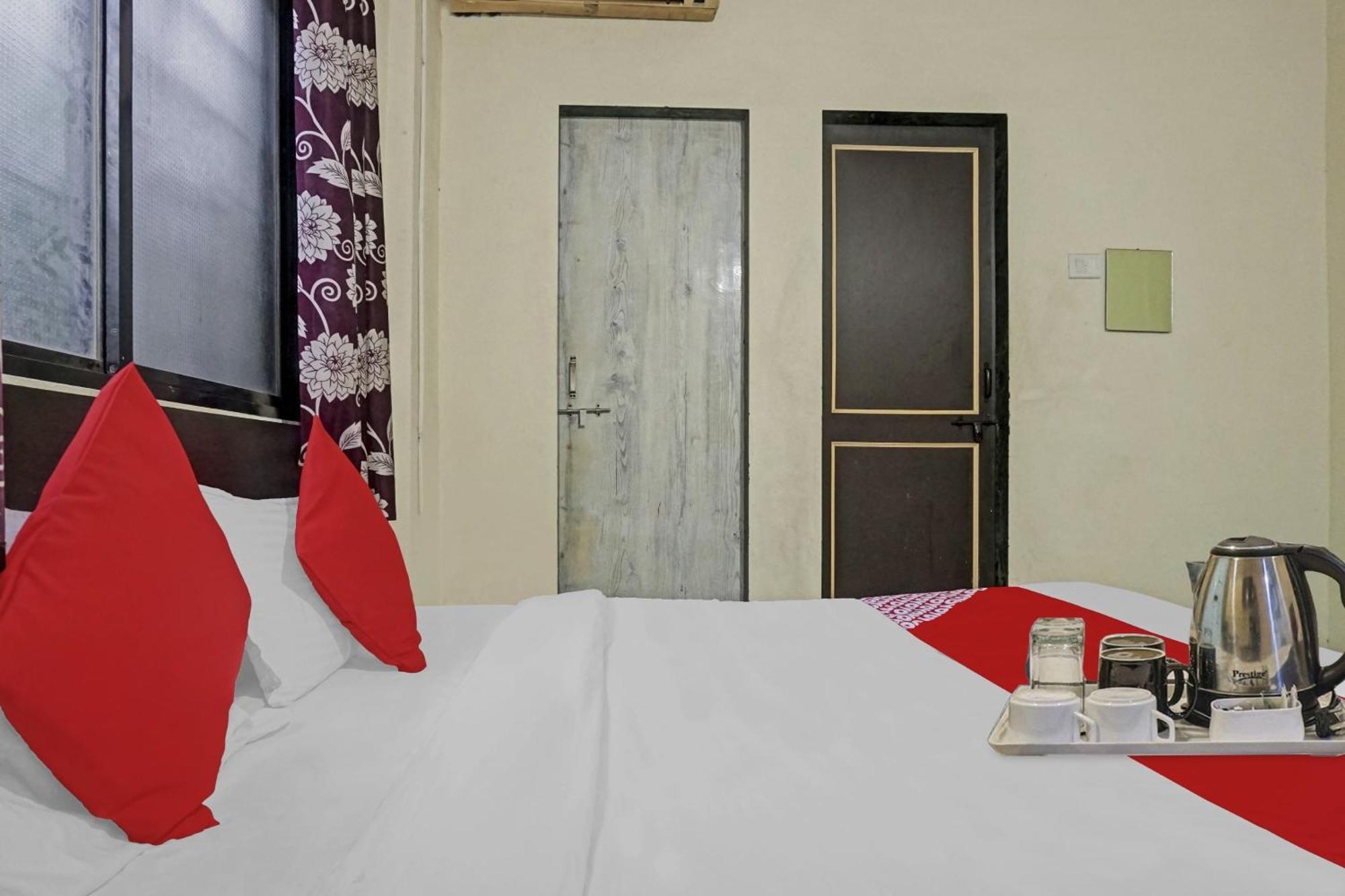 Hotel O R K Exclusive Хіньеваді Екстер'єр фото